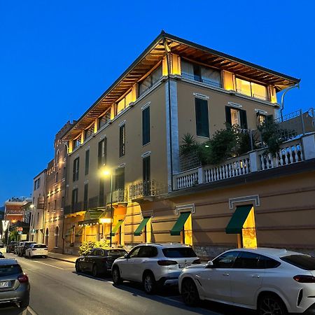 Hotel Regina فورتي دي مارمي المظهر الخارجي الصورة