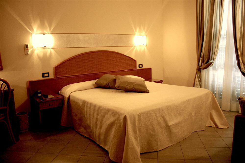 Hotel Regina فورتي دي مارمي المظهر الخارجي الصورة