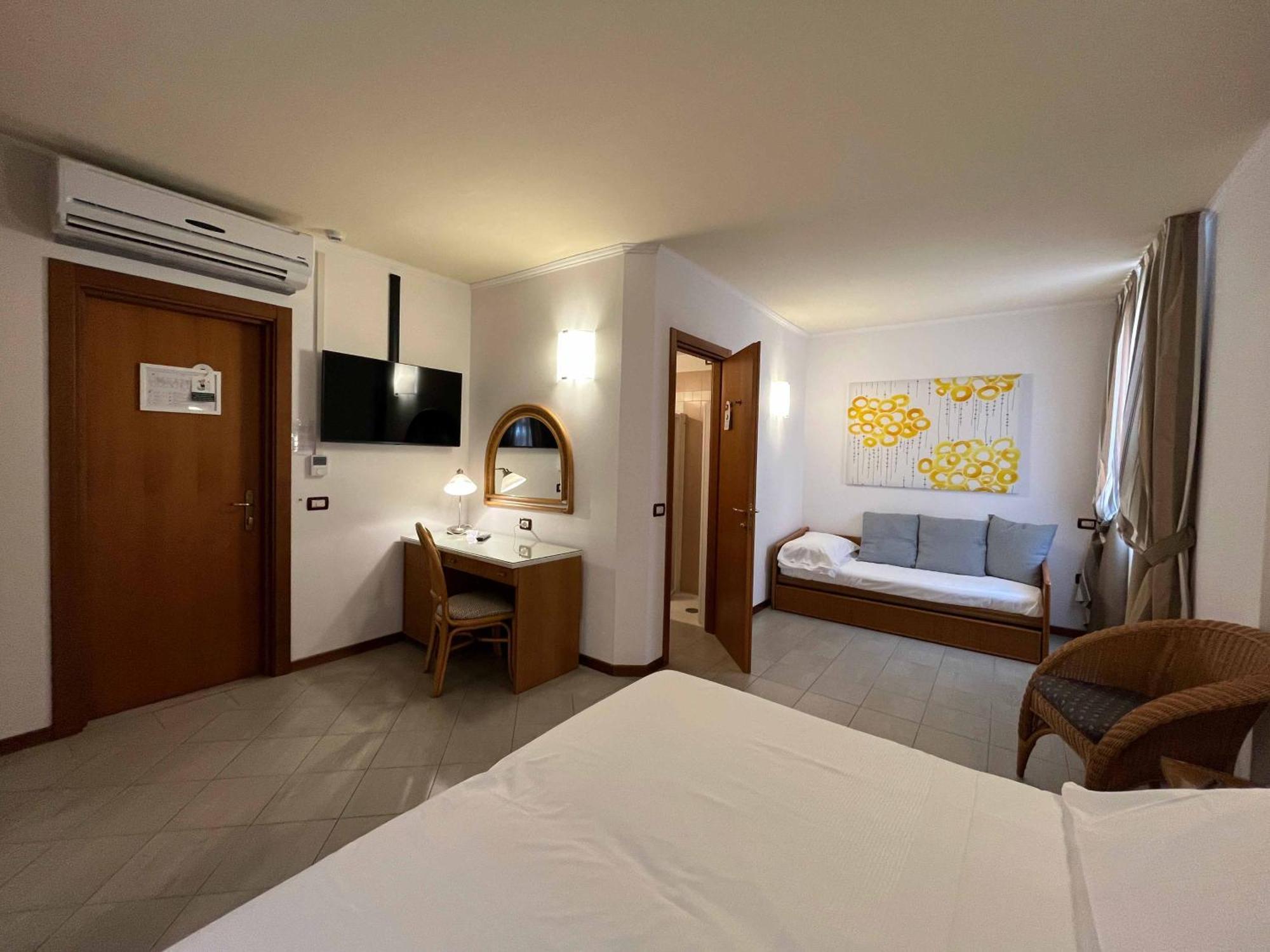 Hotel Regina فورتي دي مارمي المظهر الخارجي الصورة