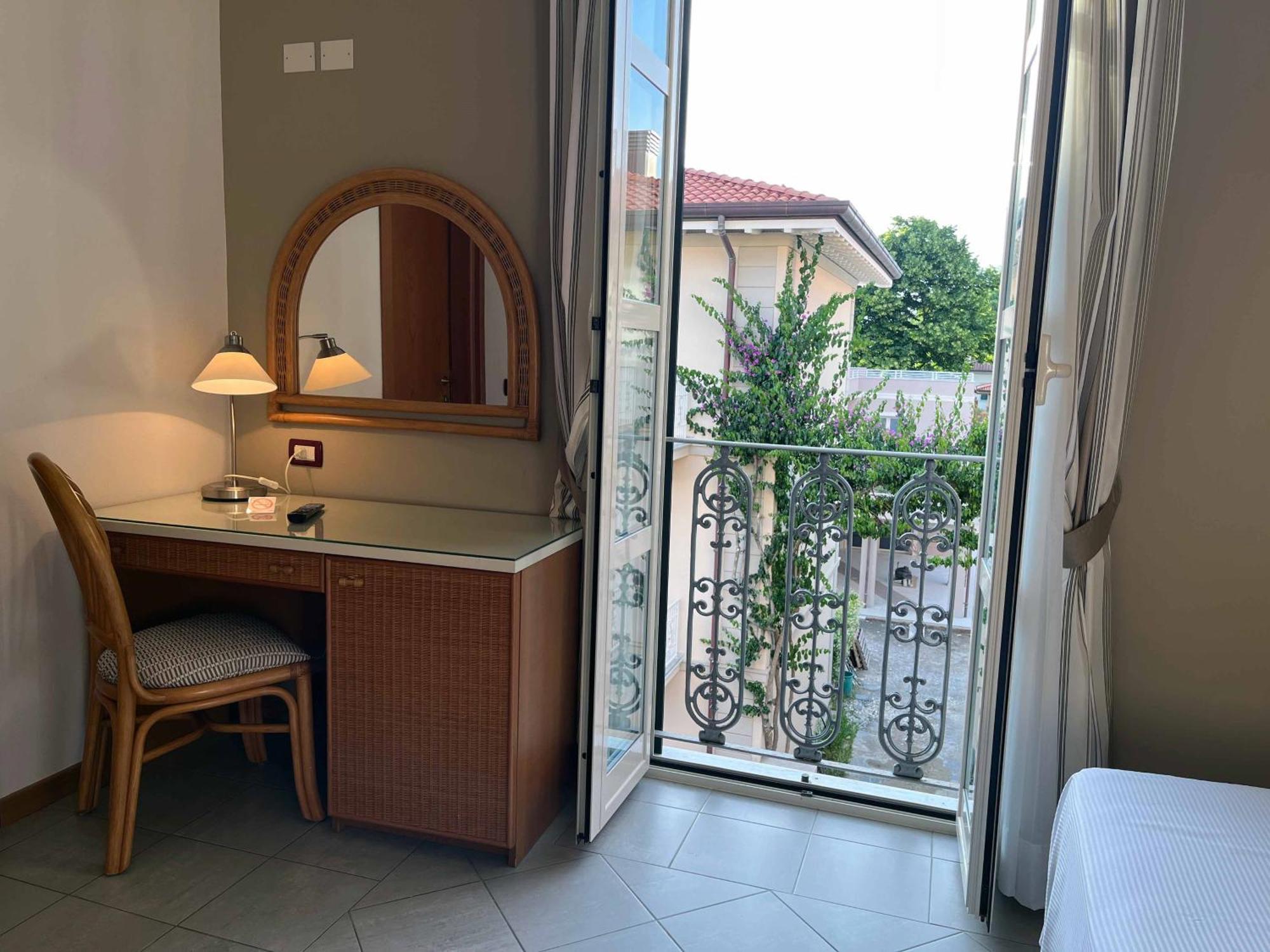 Hotel Regina فورتي دي مارمي المظهر الخارجي الصورة