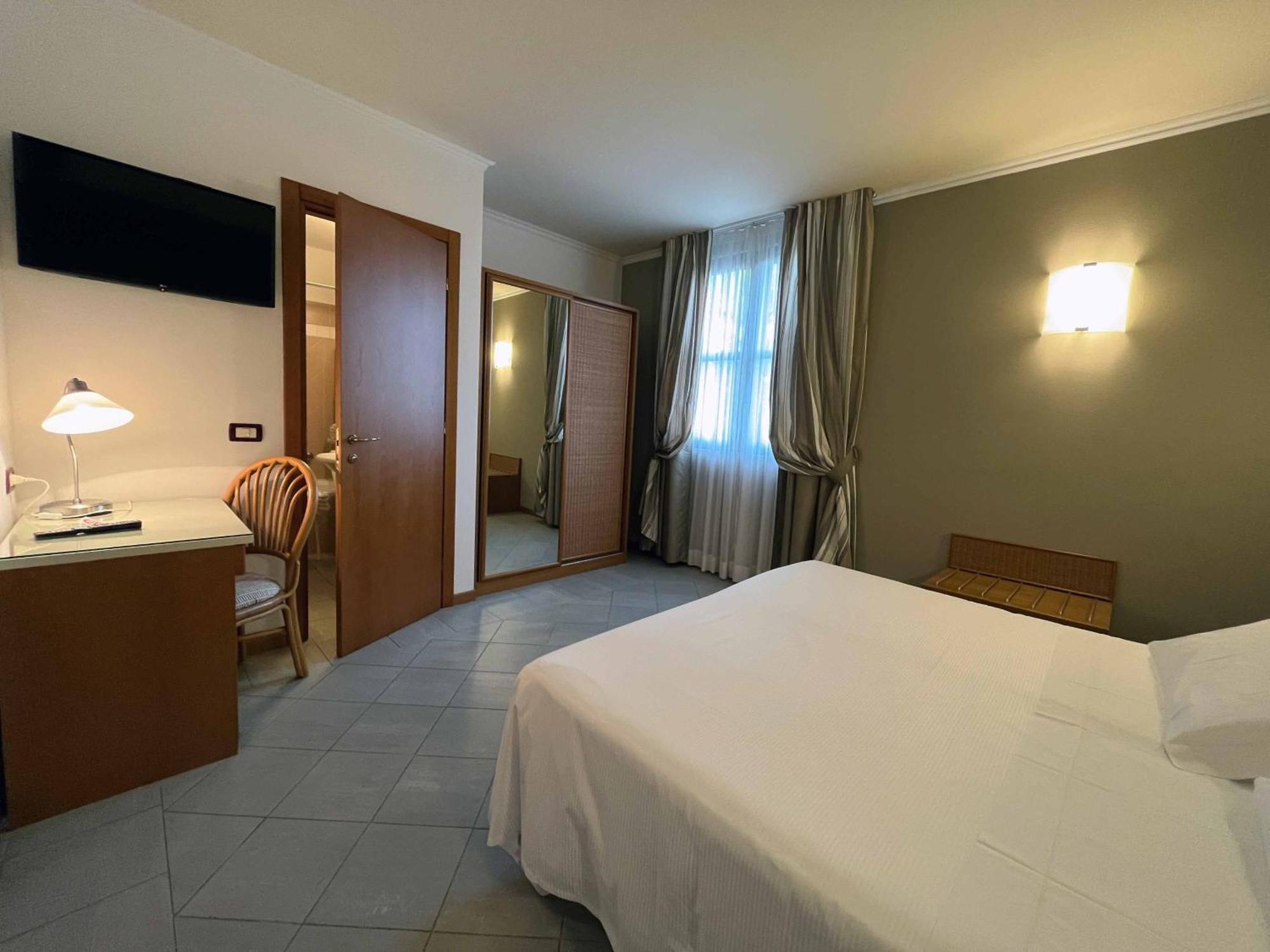 Hotel Regina فورتي دي مارمي المظهر الخارجي الصورة